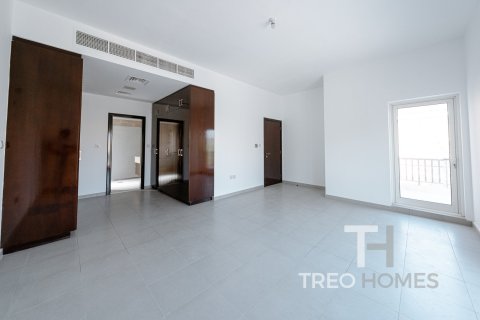 Villa en The Villa, Dubai, 5 dormitorios, 521 m², № 16842 - foto 8
