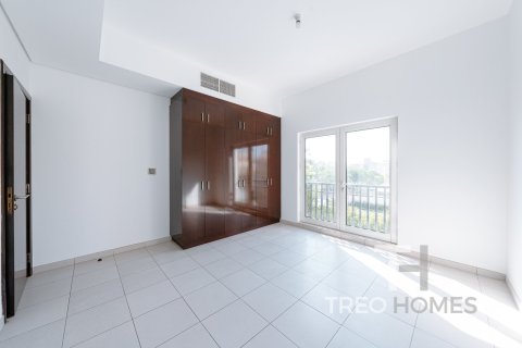 Villa en The Villa, Dubai, 5 dormitorios, 521 m², № 16842 - foto 12