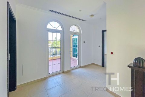 Villa in Legacy, Jumeirah Park, Dubai 3 bedrooms, 285 sq.m. № 16841 - photo 7