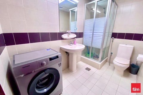 Apartamento en Dubai Sports City, Dubai, 1 dormitorio, 51.7 m², № 23794 - foto 12