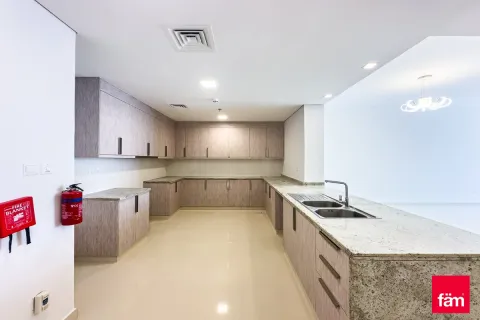 Apartment in Al Furjan, Dubai 2 bedrooms, 146.3 sq.m. № 54850 - photo 2