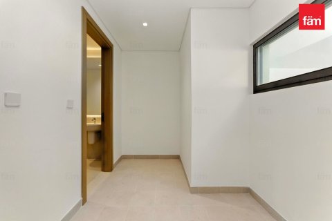 Villa in Al Furjan, Dubai 5 bedrooms, 546.5 sq.m. № 54852 - photo 12