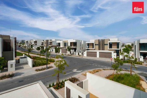 Villa in Al Furjan, Dubai 5 bedrooms, 546.5 sq.m. № 54852 - photo 3