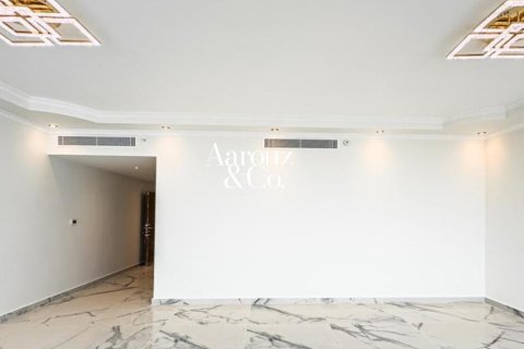 Appartement à Jumeirah Lake Towers, Dubai, 2 chambres, 148 m², № 137434