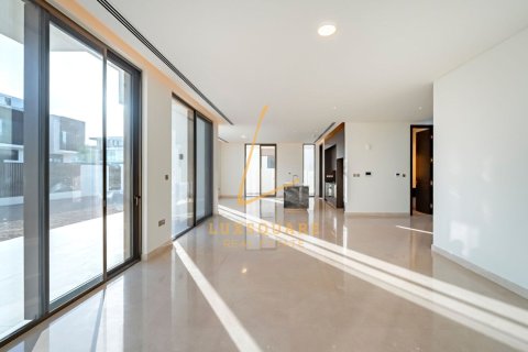 Villa in Dubai Hills Estate, Dubai 5 bedrooms, 660 sq.m. № 137437 - photo 2