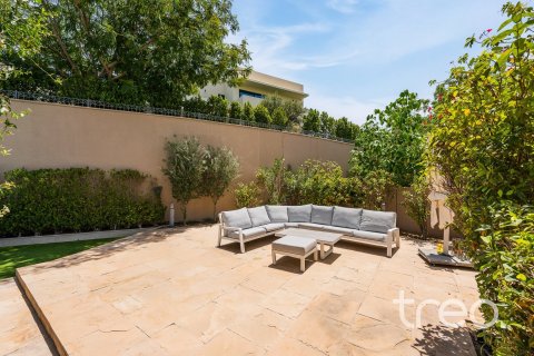 Villa in Arabian Ranches, Dubai 3 bedrooms, 298.78 sq.m. № 137992 - photo 19