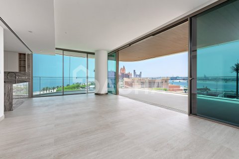 Apartment in Palm Jumeirah, Dubai 2 bedrooms, 204 sq.m. № 137987
