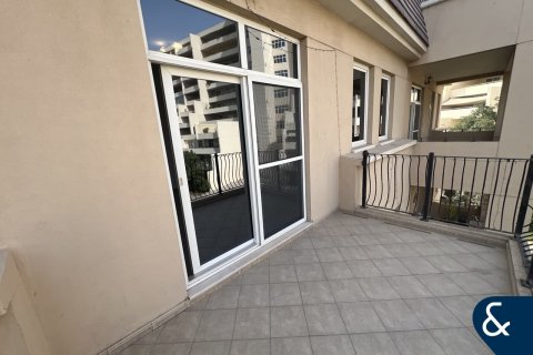 Apartment in Motor City, Dubai 3 bedrooms, 179 sq.m. № 76459 - photo 17