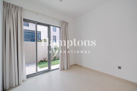 Снять в аренду таунхаус в Sun, Arabian Ranches 3, Дубай: 4 спальни, 234.30136600м², № 63295 - фото 8