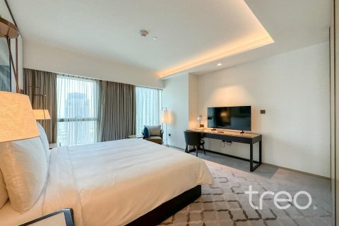 Снять в аренду квартиру в Address Harbour Point, Dubai Creek Harbour (The Lagoons), Дубай: 2 спальни, 102.47м², № 119909 - фото 8