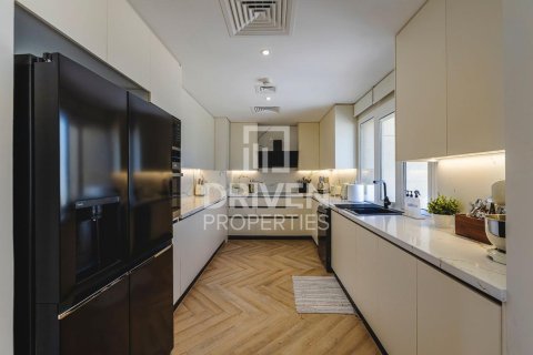 Купить квартиру в Al Andalus, Джумейра Гольф Эстейтс, Дубай: 4 спальни, 217м², № 86220 - фото 16