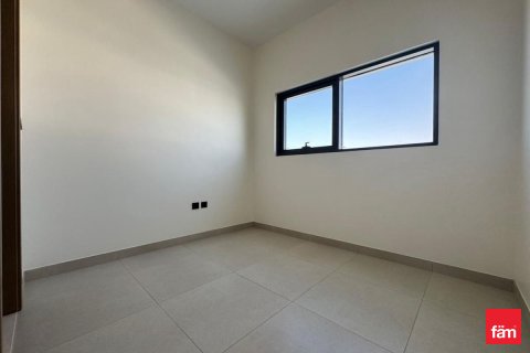 Снять в аренду таунхаус в Дубае: 5 спален, 219.6м², № 60231 - фото 6