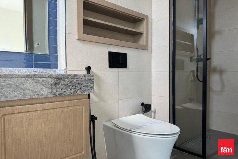 Снять в аренду таунхаус в Дубае: 5 спален, 219.6м², № 60231 - фото 19