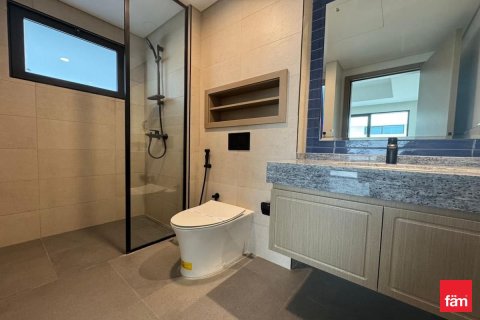 Снять в аренду таунхаус в Дубае: 5 спален, 219.6м², № 60231 - фото 14