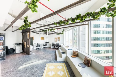 Снять в аренду офис в Бизнес-Бэе, Дубай: 111.2м², № 60229 - фото 3