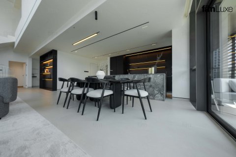 Apartamento en Al Wasl, Dubai, 4 dormitorios, 323.6 m², № 23120 - foto 7