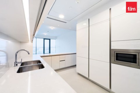 Apartment in Al Wasl, Dubai 2 bedrooms, 147.3 sq.m. № 23123 - photo 24