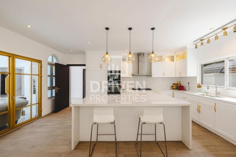 Villa in Hacienda, The Villa, Dubai 5 bedrooms, 2099.42 sq.m. № 125148 - photo 11