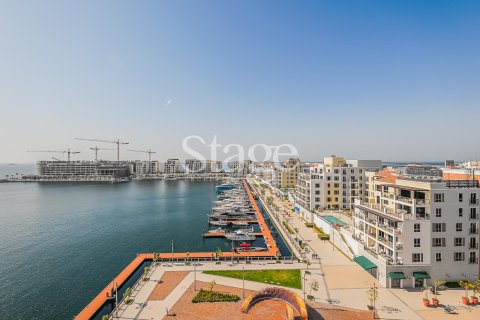 Duplex in Dubai 5 bedrooms, 520 sq.m. № 122164