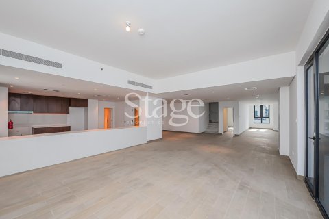 Duplex in Dubai 5 bedrooms, 520 sq.m. № 122164 - photo 2