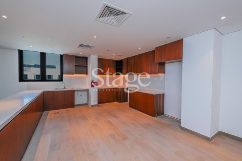 Duplex in Dubai 5 bedrooms, 520 sq.m. № 122164 - photo 6