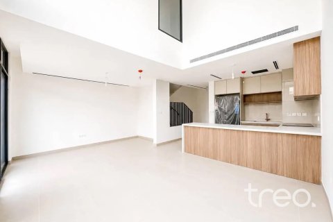 Villa en Mudon, Dubai, 4 dormitorios, 229.28 m², № 119454 - foto 8
