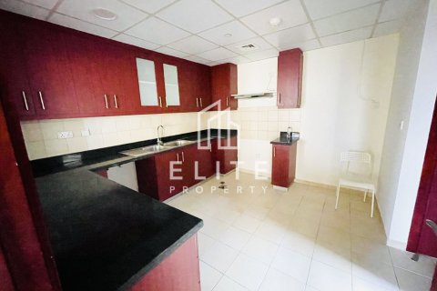 Apartment in Rimal, Jumeirah Beach Residence, Dubai 3 bedrooms, 178 sq.m. № 121410 - photo 14