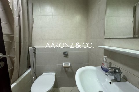 Appartement à Jumeirah Lake Towers, Dubai, 2 chambres, 101 m², № 100629 - photo 7