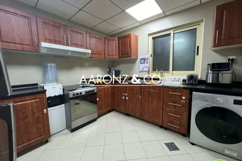 Appartement à Jumeirah Lake Towers, Dubai, 2 chambres, 101 m², № 100629 - photo 12