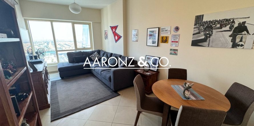 Appartement à Jumeirah Lake Towers, Dubai, 2 chambres, 101 m², № 100629