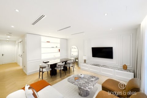 Apartment in Old Town, Dubai 1 bedroom, 90 sq.m. № 100634 - photo 2