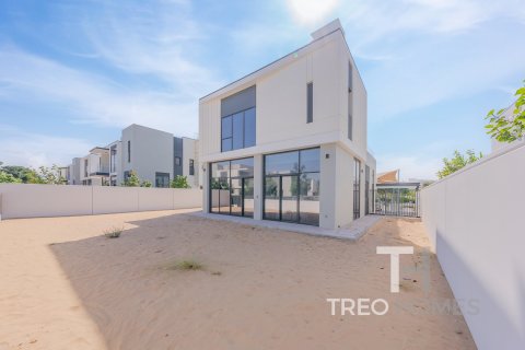Villa in Al Furjan, Dubai 4 bedrooms, 572 sq.m. № 13371 - photo 1