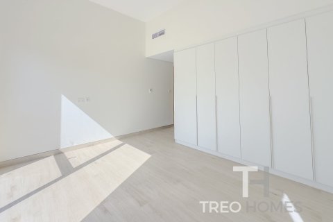 Villa in Al Furjan, Dubai 4 bedrooms, 572 sq.m. № 13371 - photo 10