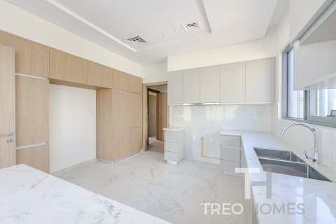 Villa in Al Furjan, Dubai 4 bedrooms, 572 sq.m. № 13371 - photo 3