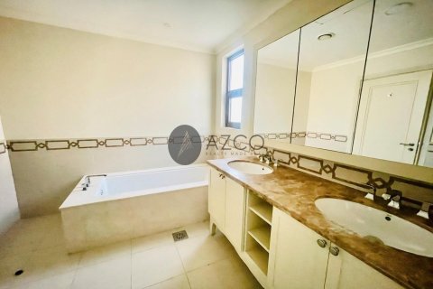 Villa en Rosa, Arabian Ranches 2, Dubai, 4 dormitorios, 670.1 m², № 37621 - foto 9