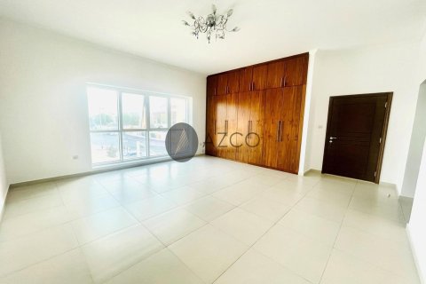 Villa en Jumeirah 3, Jumeirah, Dubai, 4 dormitorios, 371.6 m², № 37622 - foto 7