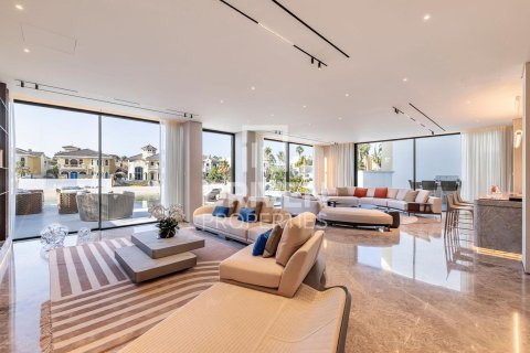 Villa in Garden Homes, Palm Jumeirah, Dubai 5 bedrooms, 622.36 sq.m. № 140493 - photo 6