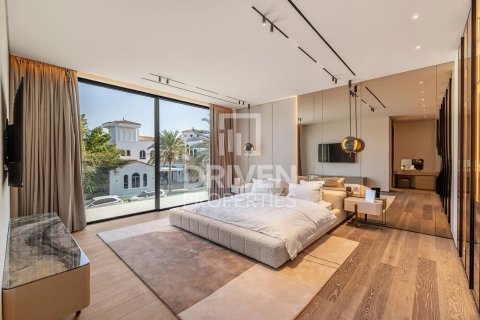 Villa in Garden Homes, Palm Jumeirah, Dubai 5 bedrooms, 622.36 sq.m. № 140493 - photo 11