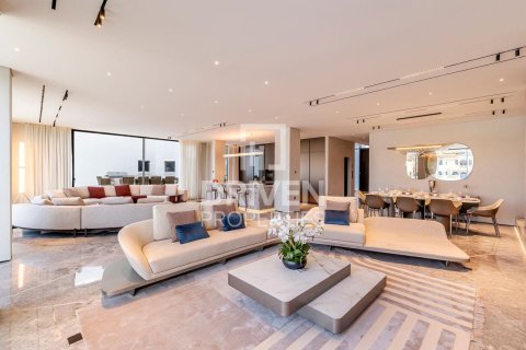 Villa in Garden Homes, Palm Jumeirah, Dubai 5 bedrooms, 622.36 sq.m. № 140493 - photo 5