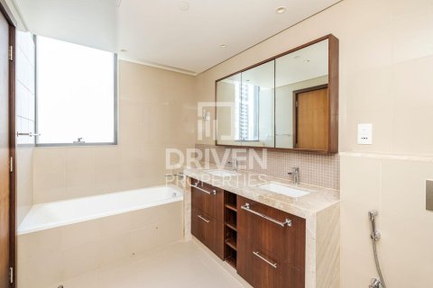 Apartamento en Boulevard Point, Downtown Dubai (Downtown Burj Dubai), Dubai, 3 dormitorios, 195.56 m², № 126544 - foto 15