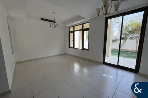 Villa in Mira Oasis, Reem, Dubai 3 bedrooms, 279 sq.m. № 76707 - photo 5