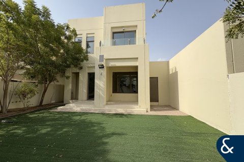 Villa in Mira Oasis, Reem, Dubai 3 bedrooms, 279 sq.m. № 76707 - photo 1