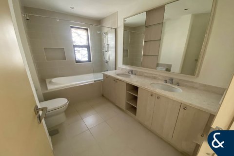 Townhouse in Mira Oasis 3, Reem, Dubai 3 bedrooms, 283 sq.m. № 76703 - photo 9