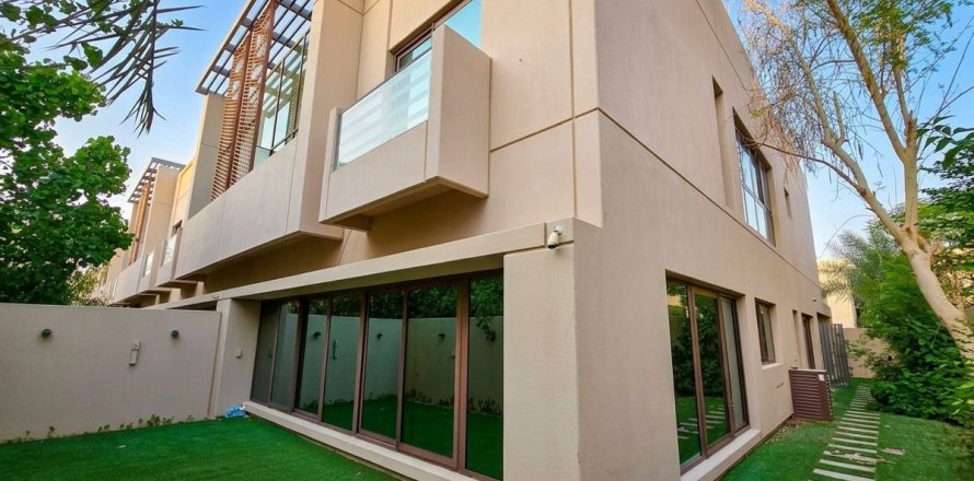 Maison de ville à Meydan, Dubai, 4 chambres, 307.8 m², № 115113
