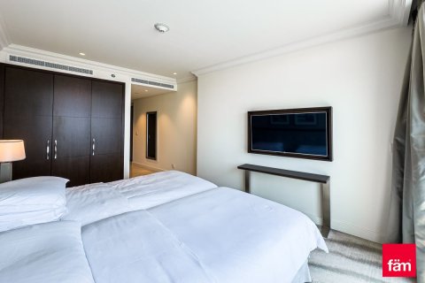 Apartment in Downtown Dubai (Downtown Burj Dubai), Dubai 3 bedrooms, 206.1 sq.m. № 115112 - photo 19