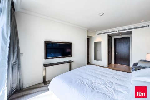 Apartment in Downtown Dubai (Downtown Burj Dubai), Dubai 3 bedrooms, 206.1 sq.m. № 115112 - photo 21