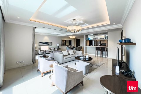 Apartment in Downtown Dubai (Downtown Burj Dubai), Dubai 3 bedrooms, 206.1 sq.m. № 115112 - photo 8