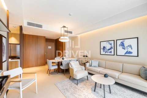 Apartamento en The Address Residences Dubai Opera, Downtown Dubai (Downtown Burj Dubai), Dubai, 3 dormitorios, 145.21 m², № 126729