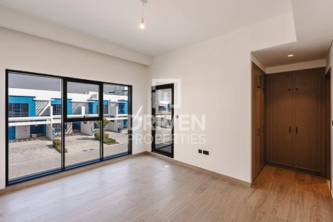 Adosado en Damac Lagoons, Dubai, 3 dormitorios, 144 m², № 128401 - foto 7
