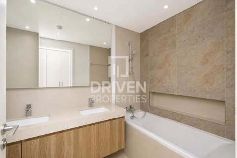 Apartment in Zabeel, Dubai 2 bedrooms, 108.51 sq.m. № 128394 - photo 13